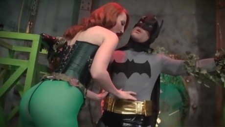 Gorgeous redhead Kendra James - cat woman and batman - cosplay femdom porn